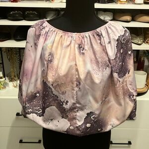 Women’s size large purple multi color crop top with batwing sleeves.